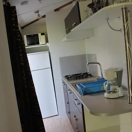 Camping De La Vallee Du Doux 2*